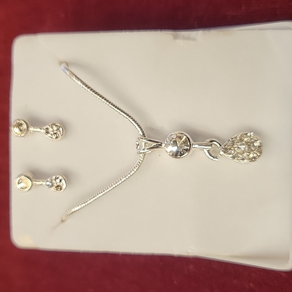 Eastern Indian Silver & Clear Glass Stone Necklace & Pierced Earring Set. - Picture 14 of 15